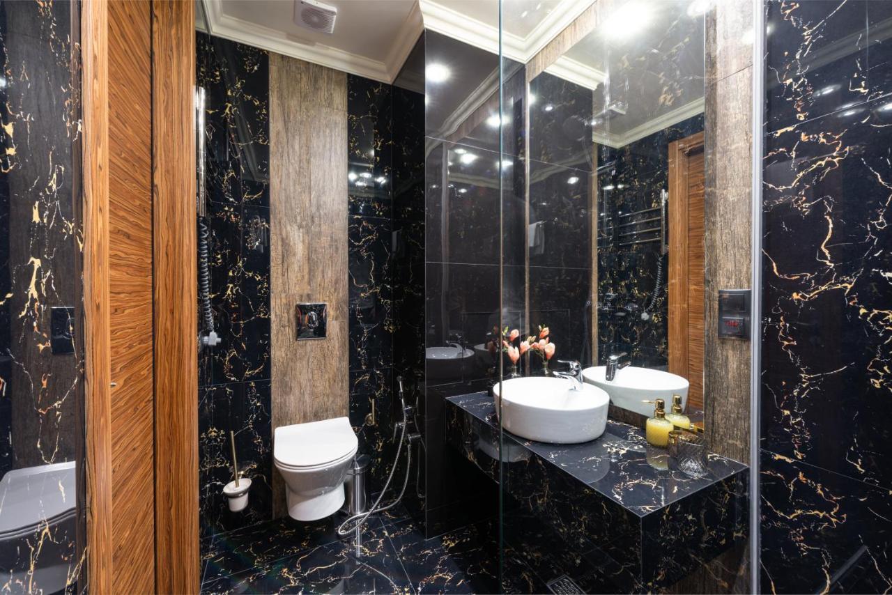 Mr Grey Boutique Hotel Odessa Exterior photo