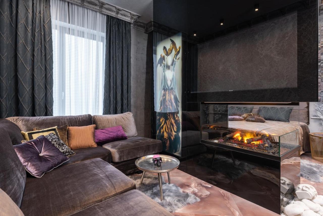 Mr Grey Boutique Hotel Odessa Exterior photo
